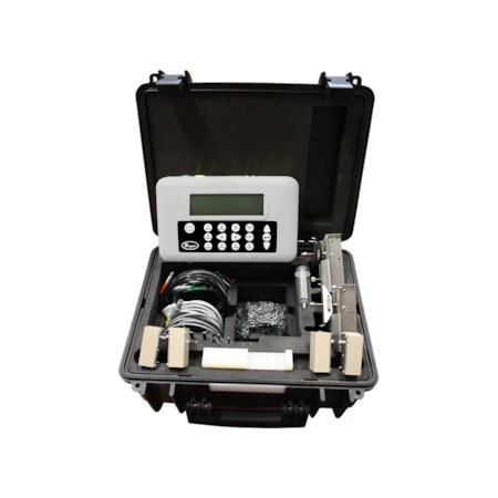 Dwyer Instruments Portable ultrasonic flowmeter Type A/B, 0.5 to 78in 13 to 2000 mm pipe size PUF-1001